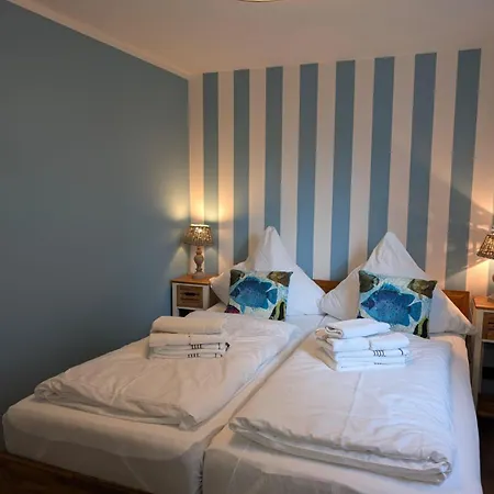 Schmucke-huus-bungalow *